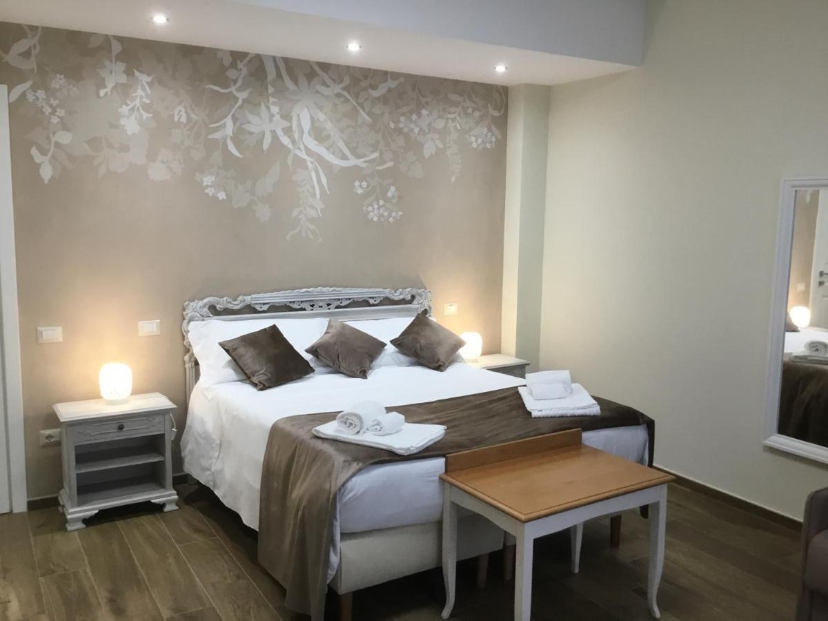 Cavaliere Suite & Rooms มาเตรา ภายนอก รูปภาพ