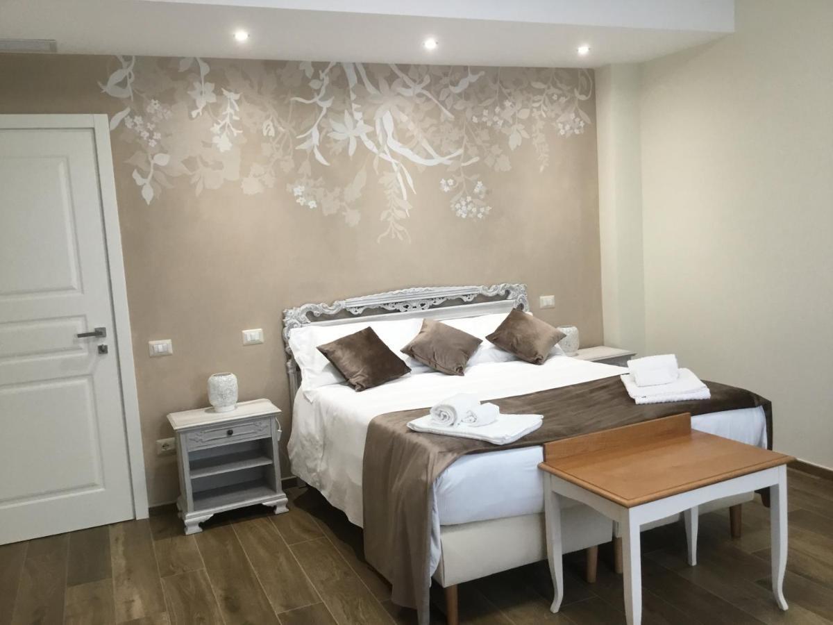 Cavaliere Suite & Rooms มาเตรา ภายนอก รูปภาพ